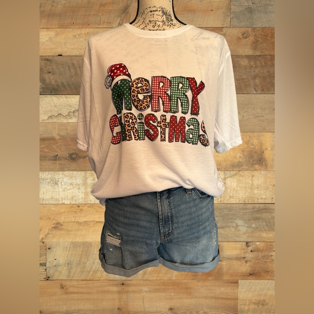 Merry Christmas Tee